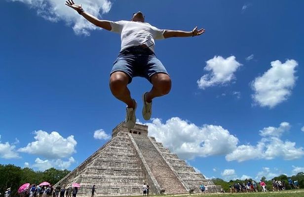 Small Group Tour to Chichen Itza, Cenote and Ekbalam from Cancun