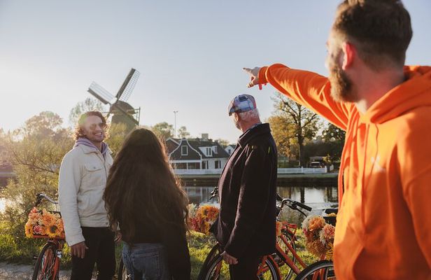 Amsterdam Cheese, Windmill & Countryside Bike Tour /E-bike Option