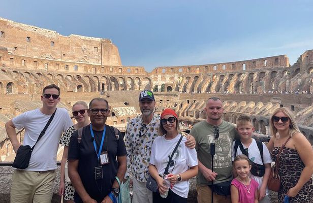 Private Colosseum Tour with Roman Forum and Palatine Hill Access