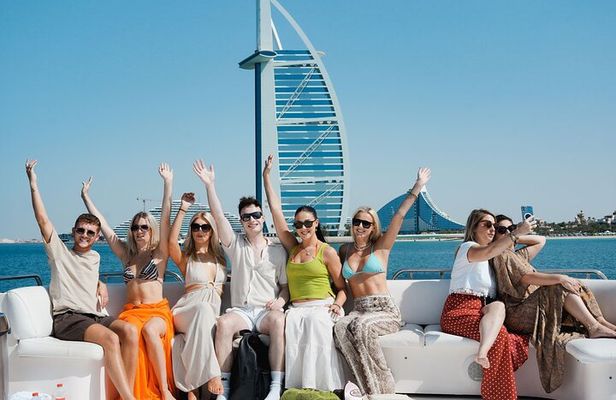 Dubai Marina Luxury Yacht Party Experience