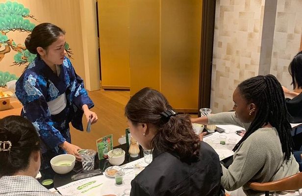 Private 2 Hours Matcha Masterclass with Tea and Guide