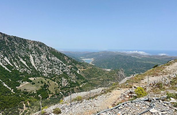 Discover Zeus’ Land: Tour to Knossos Palace and Lasithi Plateau
