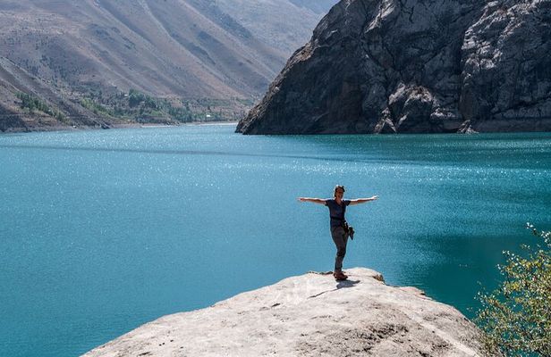 "Hidden Paradise: Seven Lakes & Voru Village in 2 Days"
