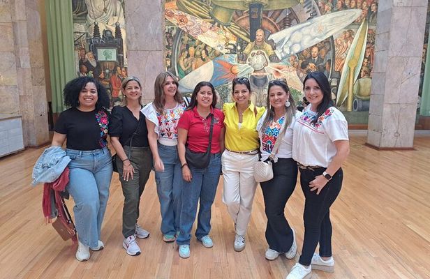Tour 17 Wall Murals of the Palace of Fine Arts