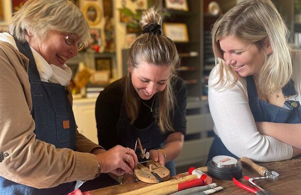 Handcraft your own silver ring in Bruges