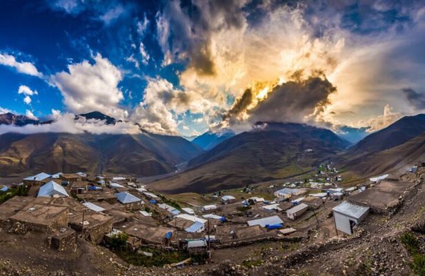 Khinalig The Cloud Village Tour