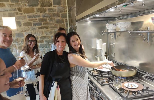 Private Tuscan Cooking Class with Handmade Pasta at Your Villa