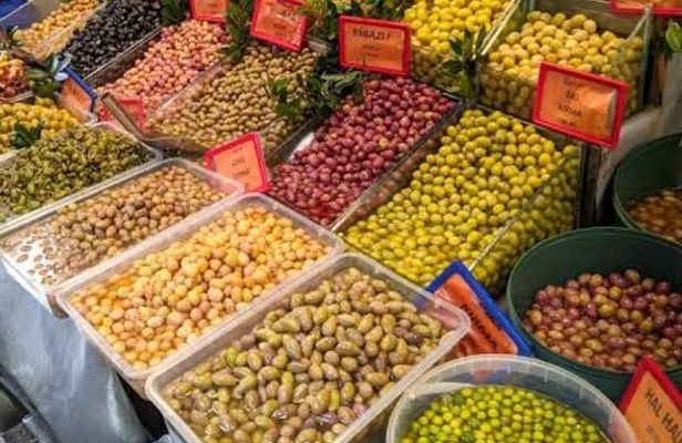 Taste of İstanbul Food Tour on Two Continents: in Europe & Asia