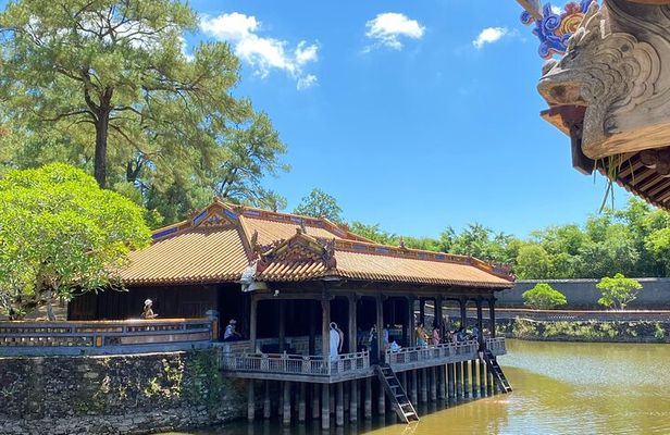 Private Hue Tour from Da Nang and Hoi An
