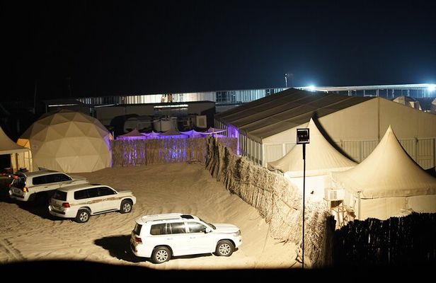 Overnight Desert Safari Dune bashing dinner and Breakfast