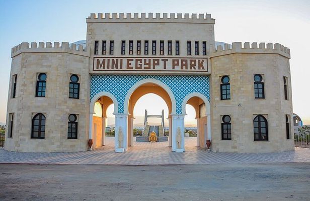 Mini Egypt Tour in Open Museum with Transfer - Hurghada