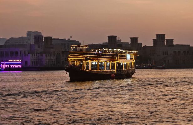 Dhow Dinner cruise Canal Dubai
