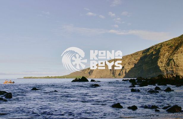 Morning Magic Kayak and Snorkel Adventure in Kealakekua Bay