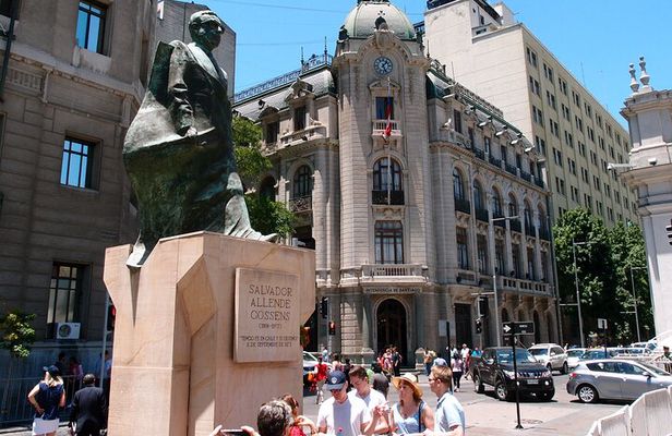 All Santiago in One Day: Private Guided Tour