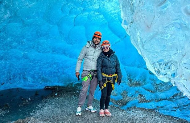 Crystal Blue Ice Cave - Super Jeep From Jökulsárlón Glacier Lagoon