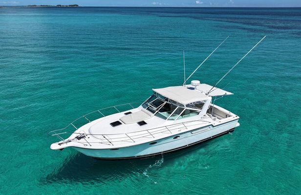 Private Snorkeling or Fishing Charter in Nassau - 38ft Free Time