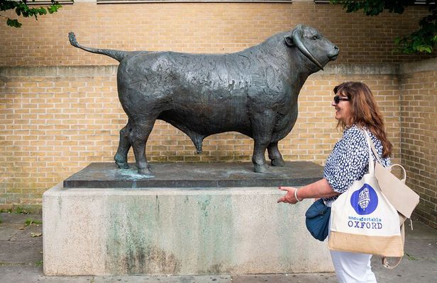 Follow the Money Tour – by Uncomfortable Oxford™