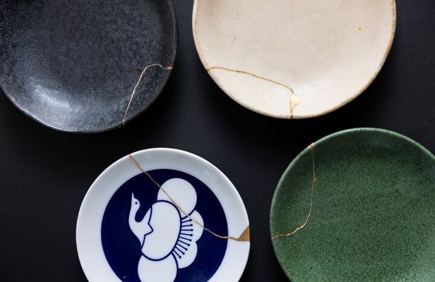 Kintsugi Workshop Class in Shibuya, Tokyo with mon cadeau