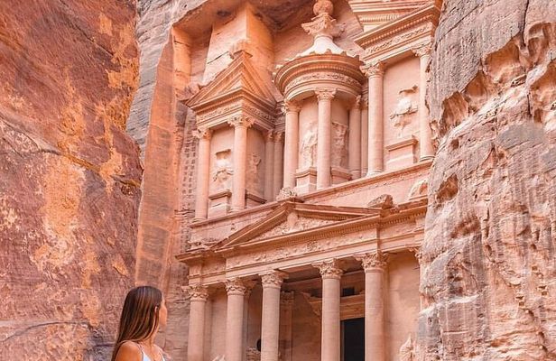 2 Day Petra and Wadi Rum Private Guided Tour