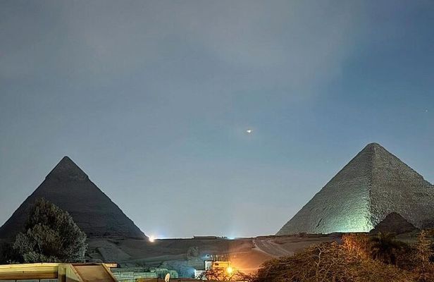 Explore pyramid half day tour