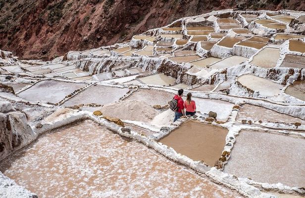 Sacred Valley & Salt Flats Tour (A Journey to the Heart of the Incas)