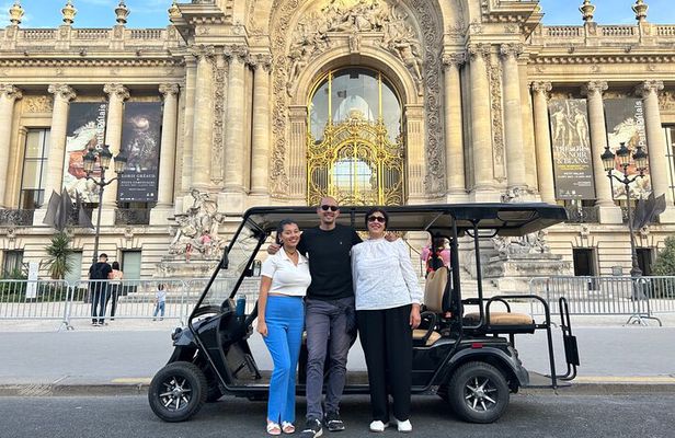 Private Golf Cart Tour: Paris Landmarks & Hidden Gems