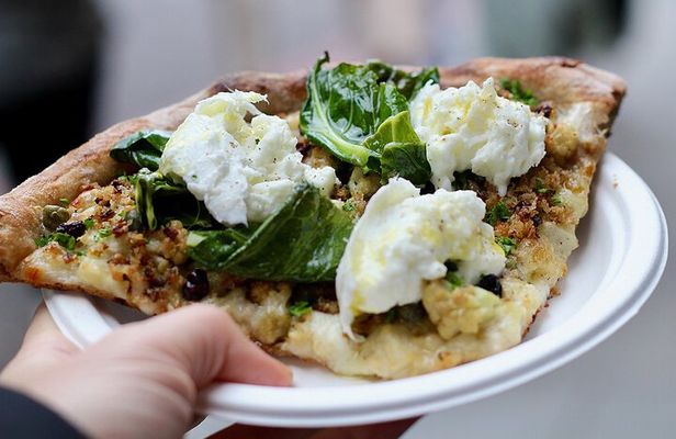 Small-Group Borough Market Guided Food Tour in London