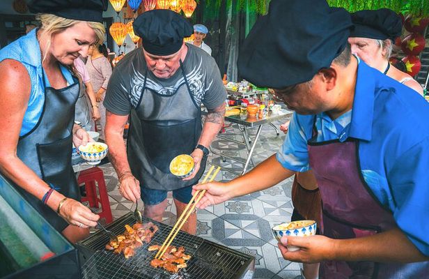 Marble Mountain & Vietnamese Cooking Class & Cruise on Han River