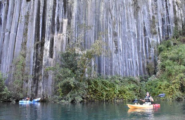 Kayak Petrohue River Viguerias from 2 to 6 people