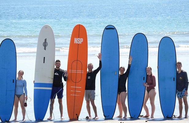 Surf Lessons for the whole family in Playa Sámara
