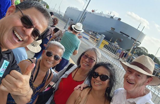 From Amador Cruise Port: Panama Canal & Historic Gems Tour!