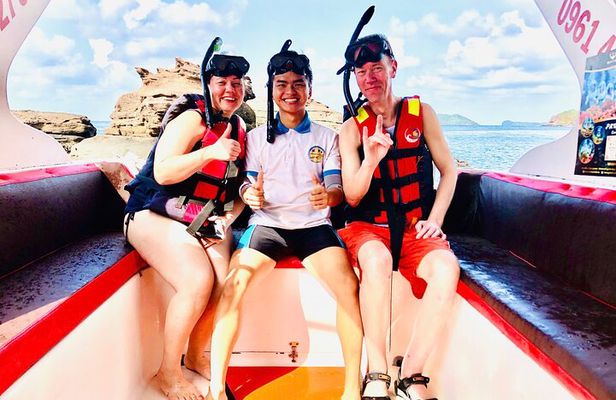 Private Snorkeling to Hidden Reefs By Speedboat with Seafood BBQ