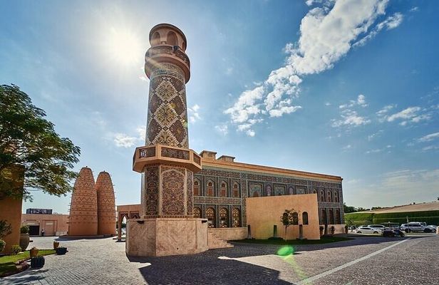 Private City Tour In Doha, Souq Waqif, Courniche,The Pearl,Katara