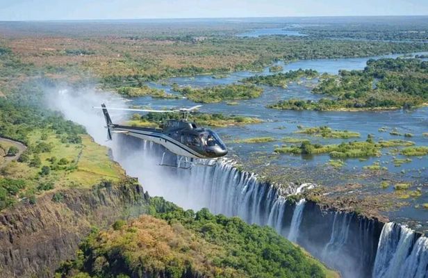 Victoria Falls Private Tour with Lunch and Helicopter Flight