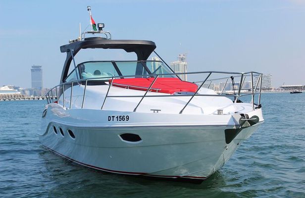 Dubai Yacht – Private Luxury Tour of Marina & Palm Jumeirah