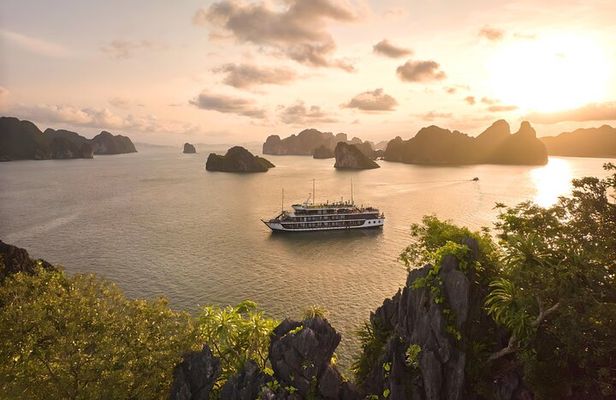 Halong Bay - Le Journey Cruises - All Inclusive 2D1N & 3D2N