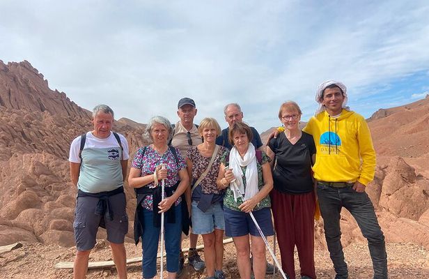 Private Hike in Monkey Fingers Canyon and Rock Climbing Adventure