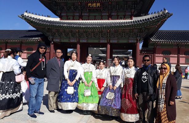 Full Day Private Seoul Sightseeing Tour with Cable Car & Lunch