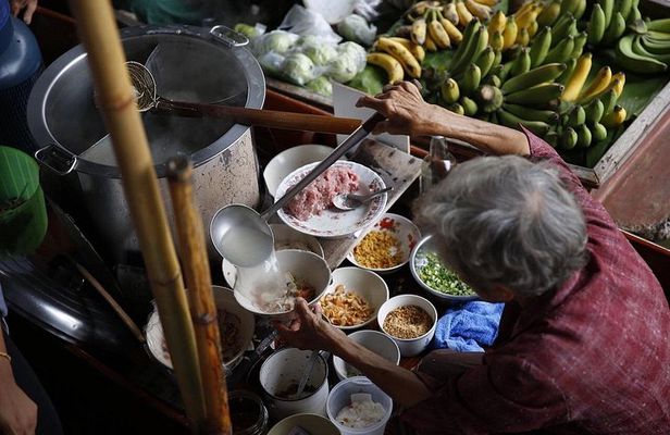 VIP Private Tour to Thailand's Floating Market & Railway Market