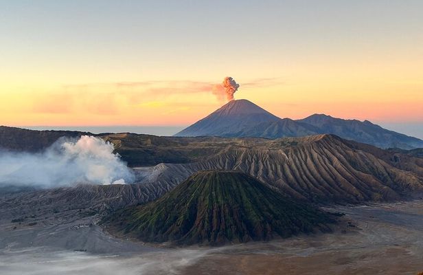 Mount Bromo Shared Sunrise Tour 1 day from Surabaya (sharing)