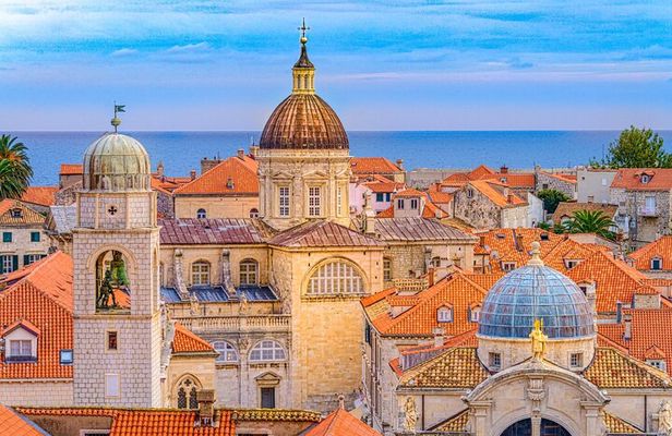 Day trip from Budva to Dubrovnik