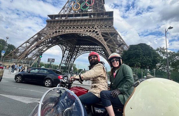 Paris Highlights: Private Sidecar Tour