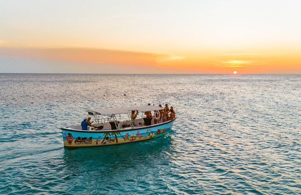 Sunset Boat Trip in the Spanish water and coastline of Curacao