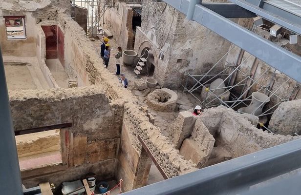 Pompeii New Excavations , Discoveries ,New Itinerary, Private Tour 