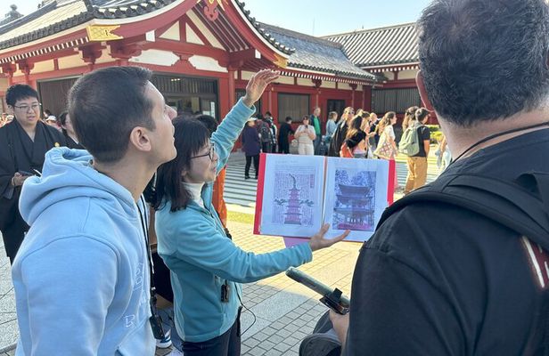 Asakusa: Big-picture History Walk to Know Japan