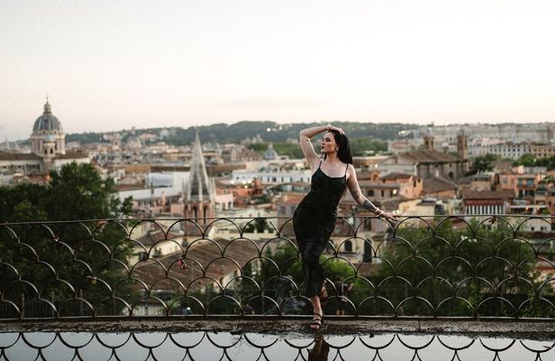 Cinematic Photoshoot in Rome