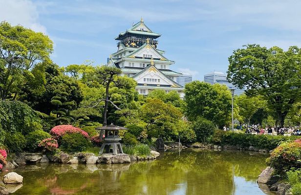 Osaka's Anime Culture and History Walking Tour with a local guide