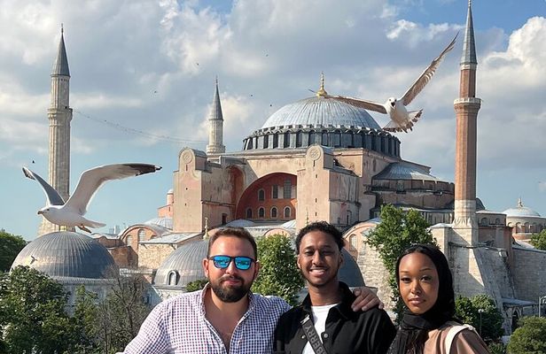 Istanbul Historical Wonders FullDay Private Guided City Tour