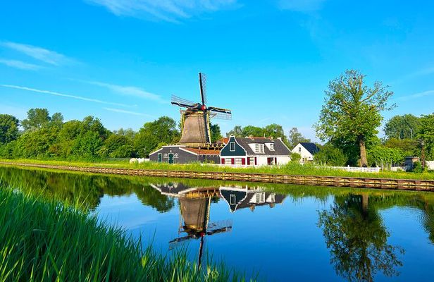 4 Hour Private Bike Tour of Amsterdam Countryside and Villages