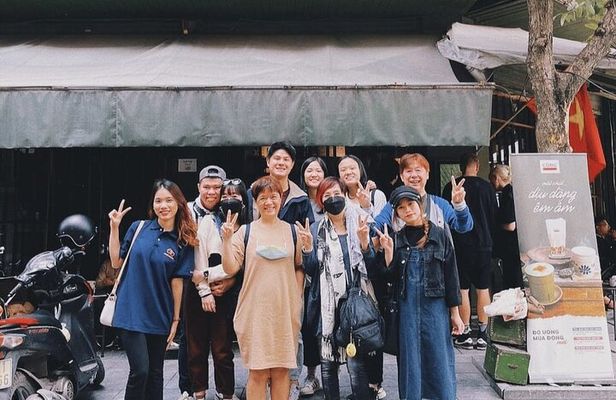 Authentic Hanoi Walking Tour in a Small Group